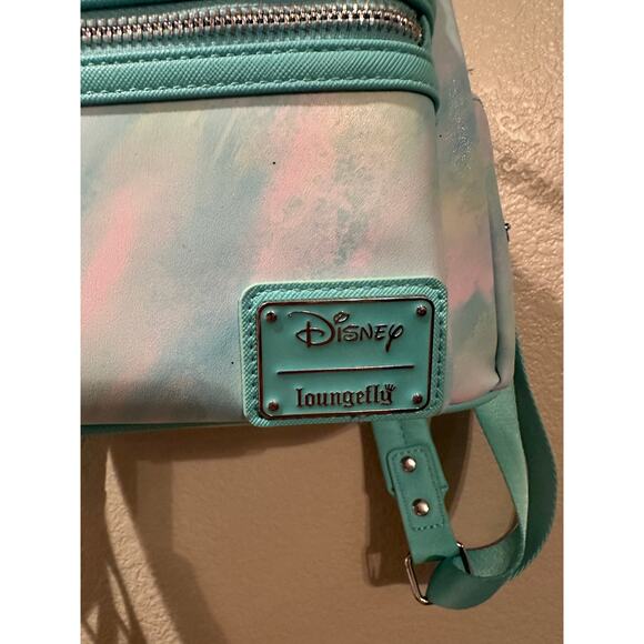 NWOT Disney Parks Loungefly Seafoam Minnie Mouse Sequin Mini Backpack - Picture 2 of 7